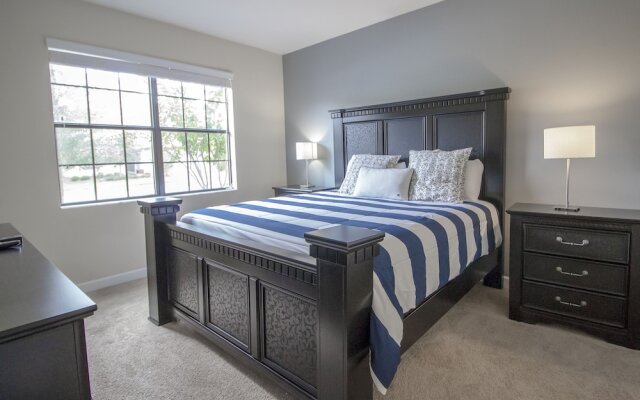 Champions Gate 9027 B