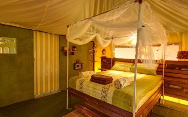 Baan Mae Ying Bungalows & Luxury Glamping Tents
