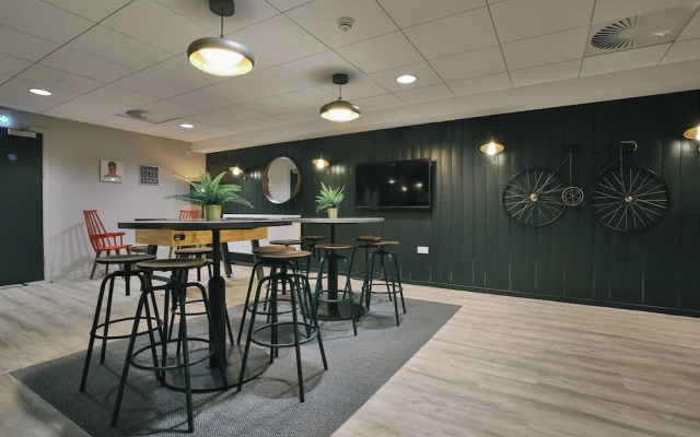 Student Only George Street