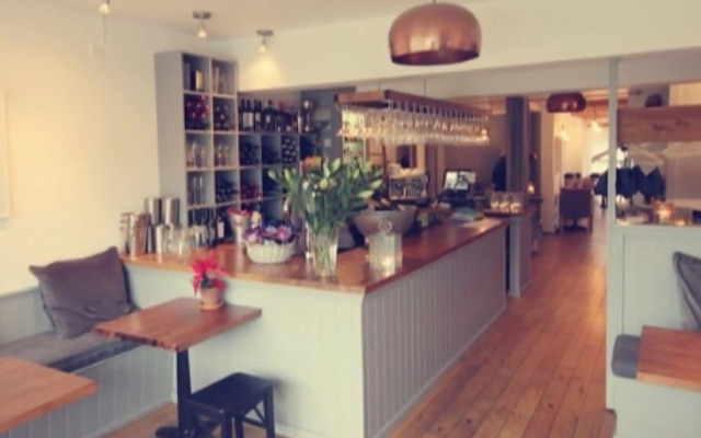 Morleys Bistro | By Huluki Sussex Stays