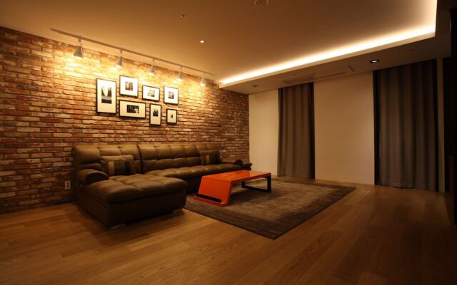 Incheon Ali Suite Hotel