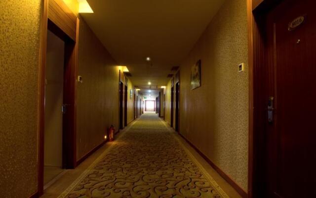 Yu Long Hotel