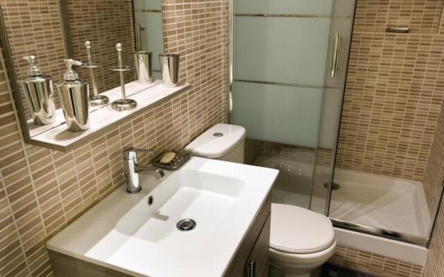 Petit Nid Douillet de LOpera