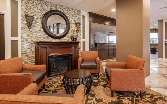 Best Western Mill River Manor