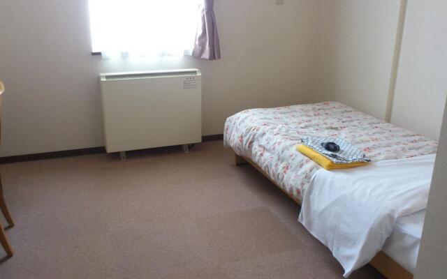 Business Hotel Plum Field