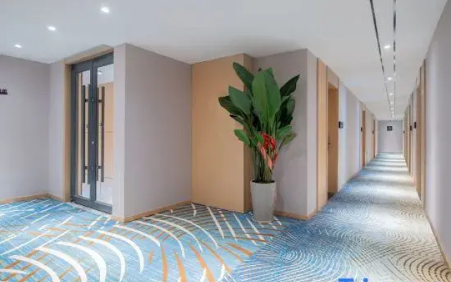Tuke Light Hotel (Shijiazhuang Huizun City Store)