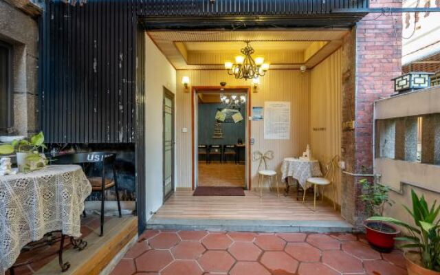 Starlight Hostel