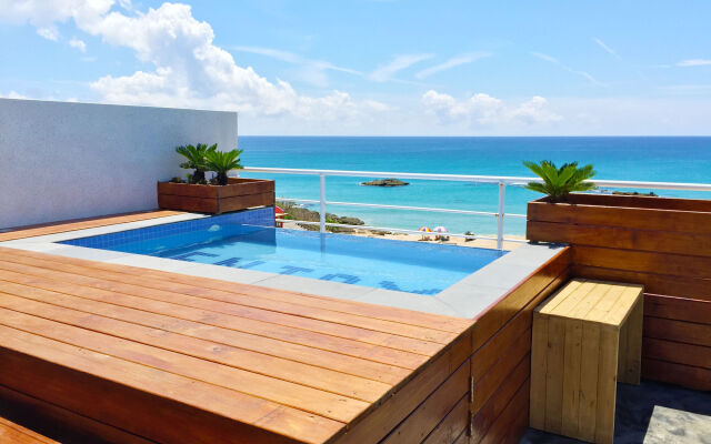Minimi Inn - SailRock Beach House