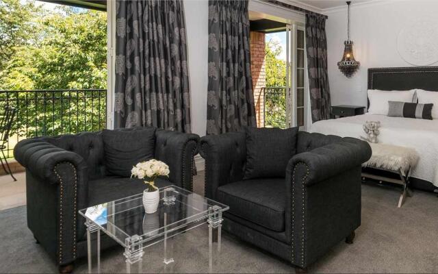 Henley Hotel
