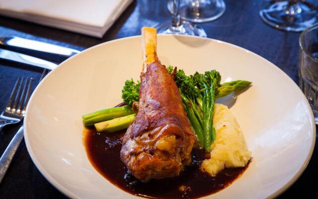 Mantra Twin Towns Resort