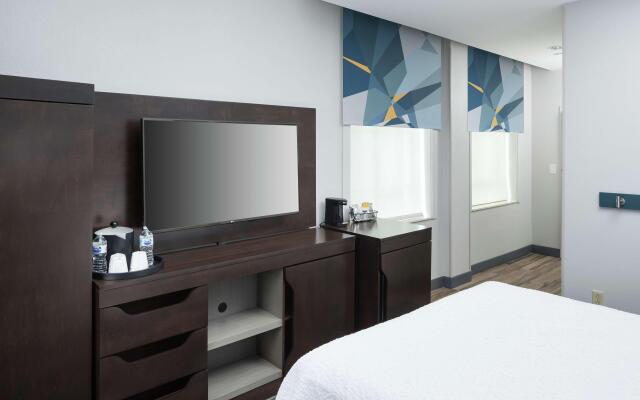 Hampton Inn & Suites Atlanta-Downtown