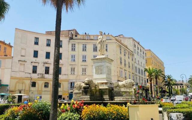 Superbe appartement T2 en plein centre d'Ajaccio, rue Fesch