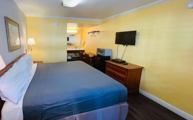 Van Ness Inn