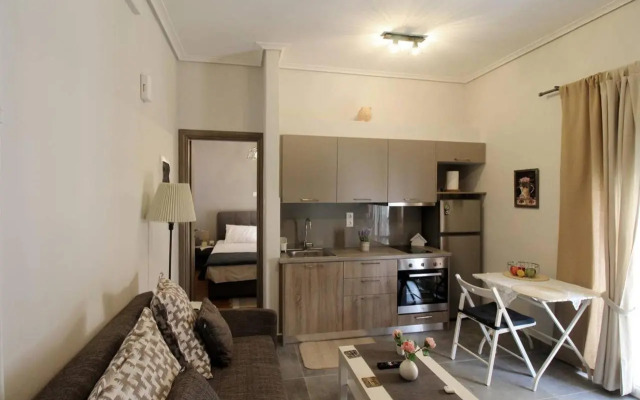 Cozy flat in Hilton, central Athens, 3' metro, VFM!