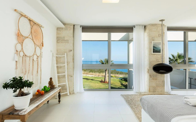 Villa Elias