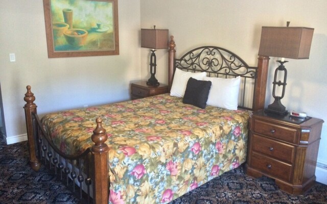 Horseshoe Bay Motel