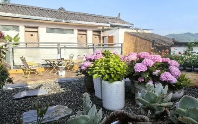 JinShuiJu Hotel & Restaurant