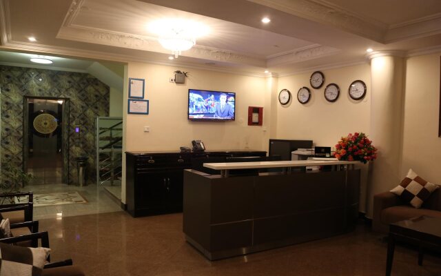 Caravan Hotel