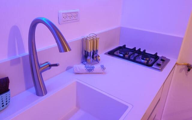 Avshalom Holiday Apartments