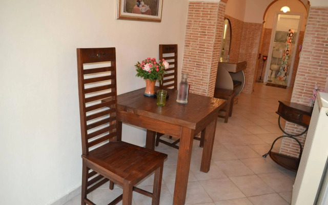 Kastro Apartments
