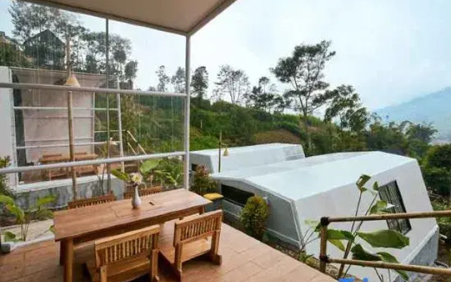 Luxcamp Selo - Merapi View by Horison