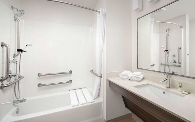 WoodSpring Suites Seattle Tukwila