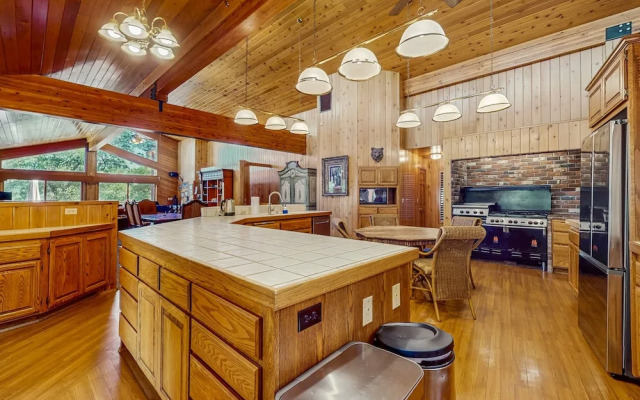 Big Bear 7th Heaven #714