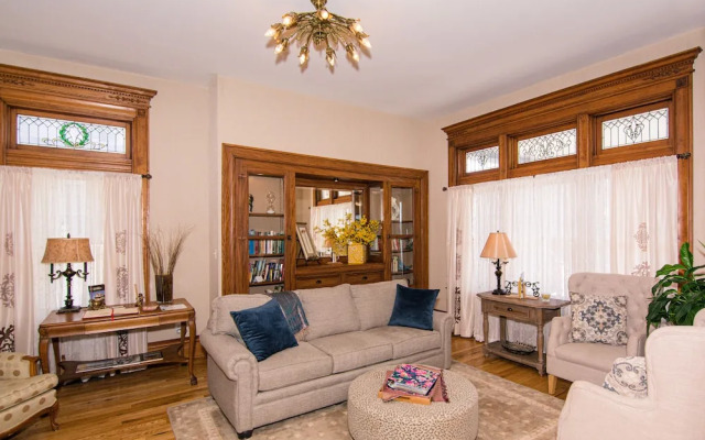 The Levi Deal Mansion Bed & Breakfast