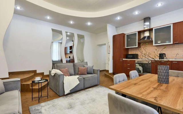 FlatStay (ФлэтСтей) на Невском проспекте 6