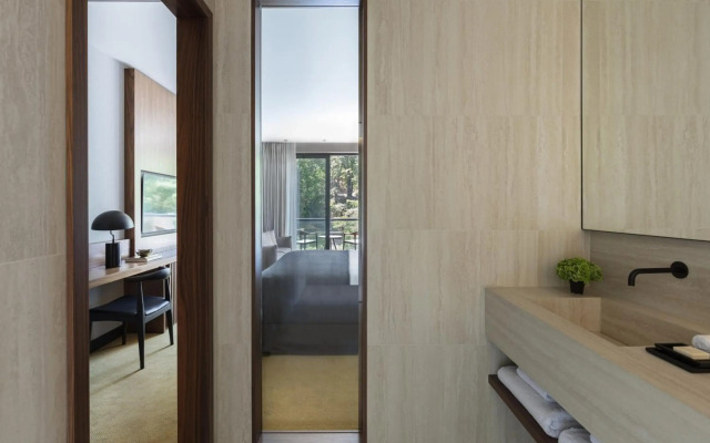 The Lynx Mountain Resort