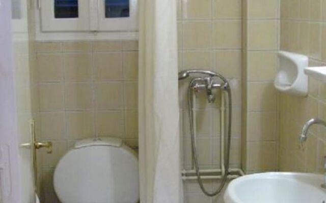 Tatsis Apartments