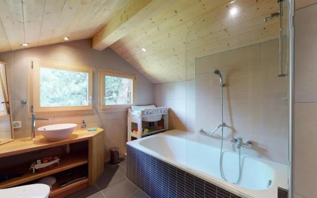 Les Chanterelles COSY & QUIET chalet 12 pers