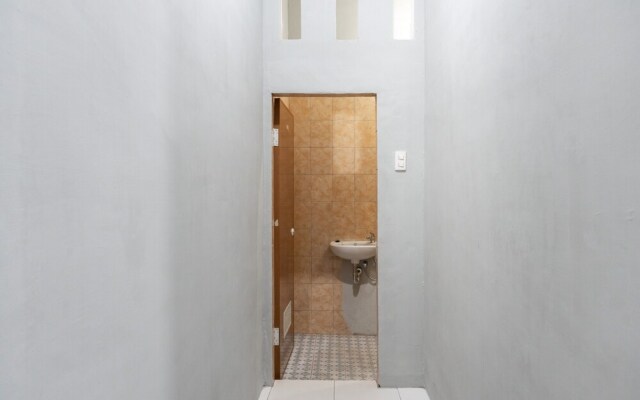 Pondok Kelapa Homestay by RedDoorz