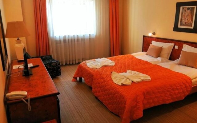 Chateau Hotel