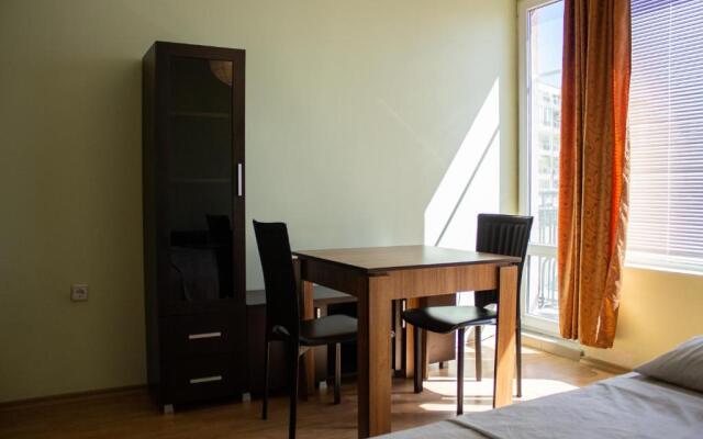 Central Couch Studio