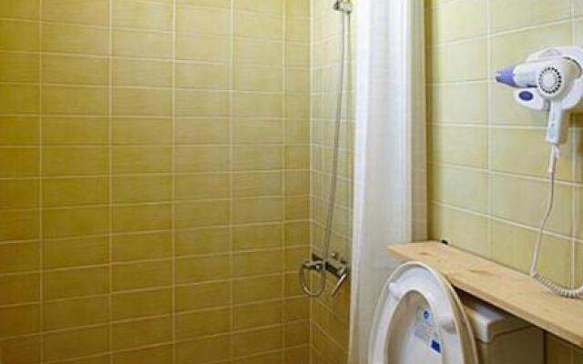 Hide & Seek Guesthouse