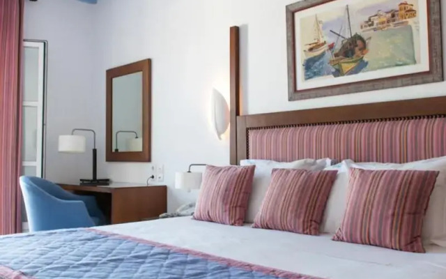 Poseidon Hotel & Suites