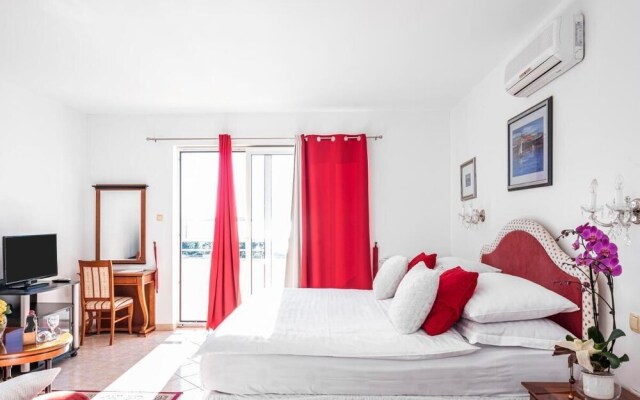 Barun Apartments - Studio for 2