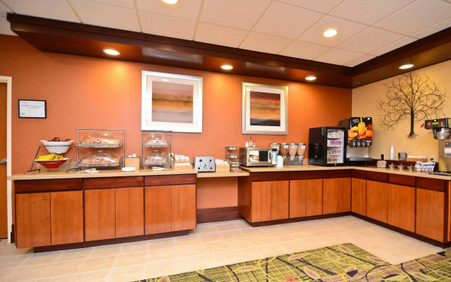 Fairfield Inn Suites by Marriott Cherokee