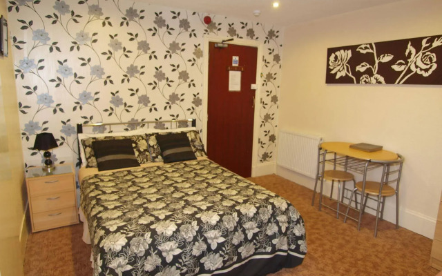 Waverley House Apartments