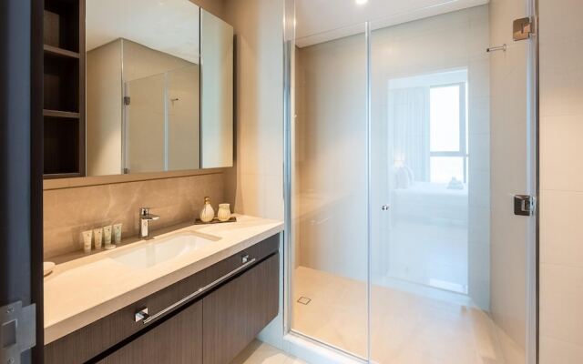 Premium 2BR Downtown Apt w Dubai Mall Access