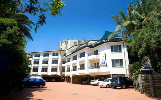 Terrigal Sails Serviced Apartments