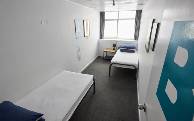 Elliott Street Apartment Hotel