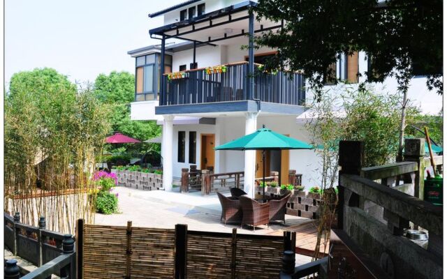 Westlake Longshang Boutique Hotel