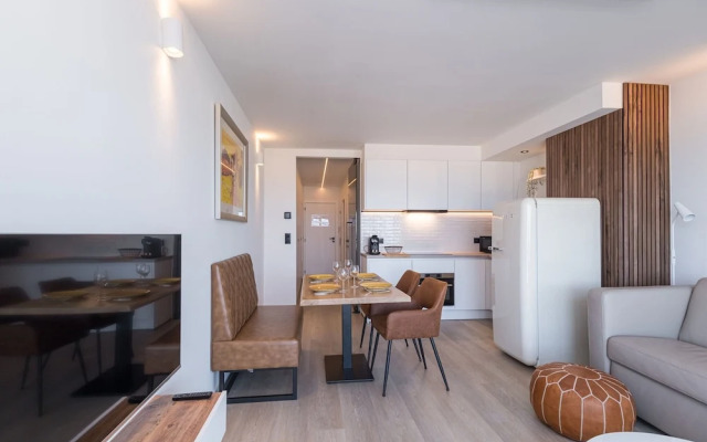 Apartment With Sea-view