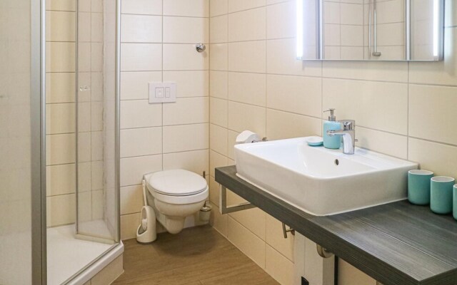 Stunning Apartment in Graal Müritz With 2 Bedrooms