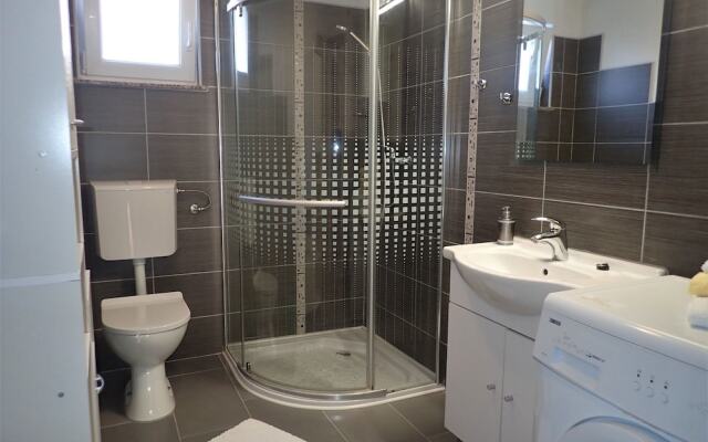 Apartments Maialena-modernly Furnished and With Nice Garden