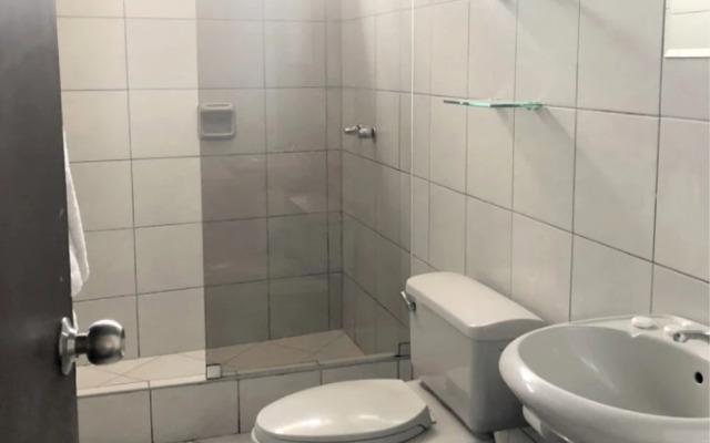 Hostal La Villa Inn