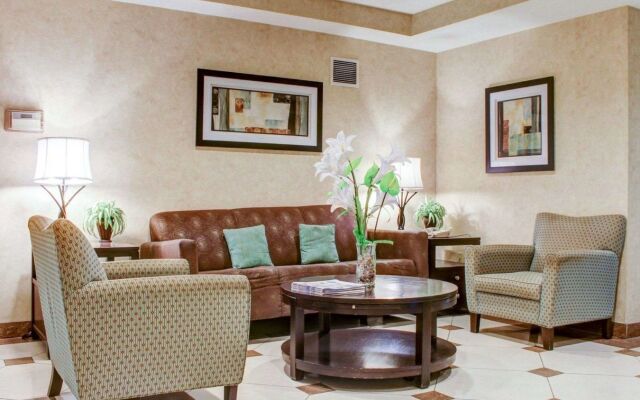 Comfort Suites Tucson Airport