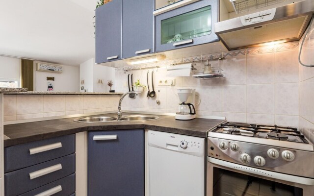 Beautiful Home in Mandre With Wifi and 3 Bedrooms
